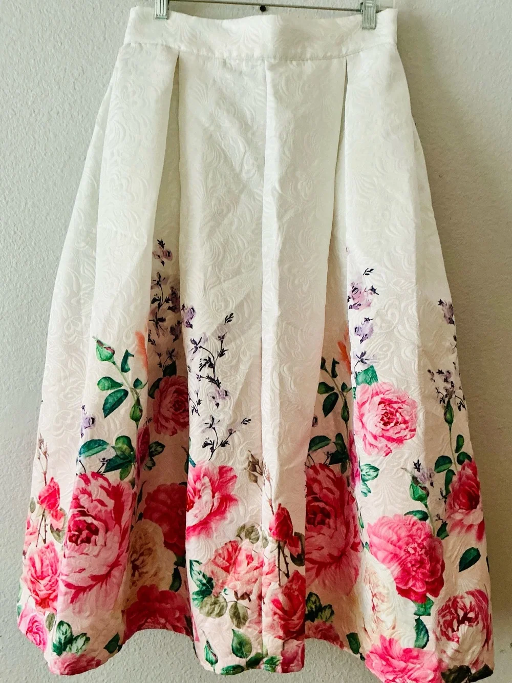 SHEIN L Belle Boxy Pleated Floral Jacquard White Circle Skirt Floral Bouquet